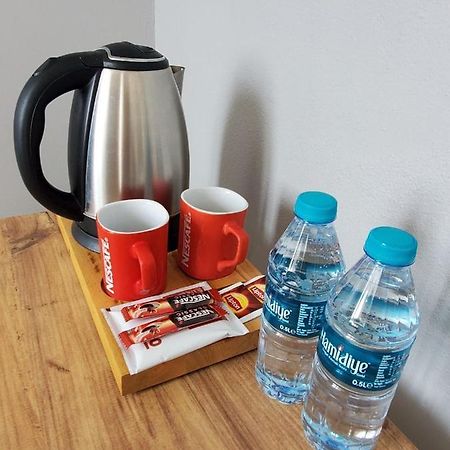 5 Mins To Airport Private Villa Room Stambuł Zewnętrze zdjęcie