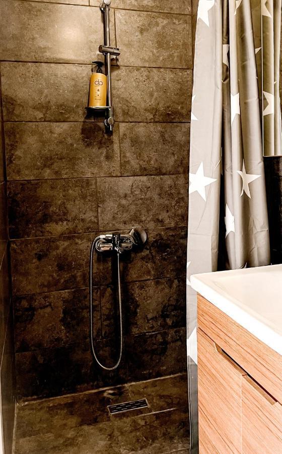 5 Mins To Airport Private Villa Room Stambuł Zewnętrze zdjęcie