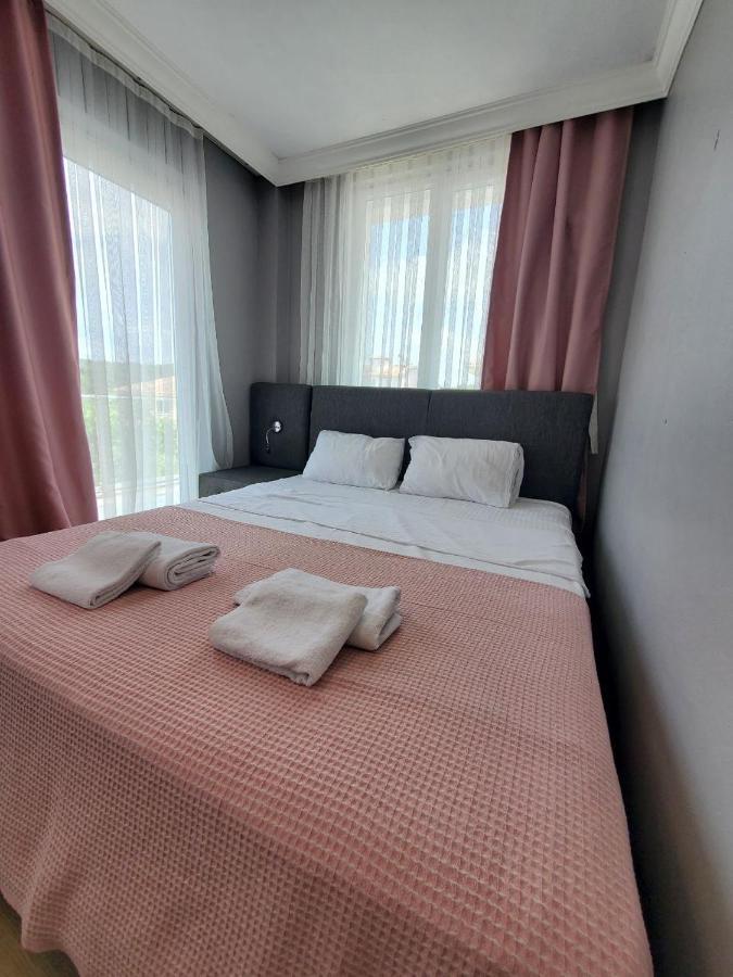 5 Mins To Airport Private Villa Room Stambuł Zewnętrze zdjęcie