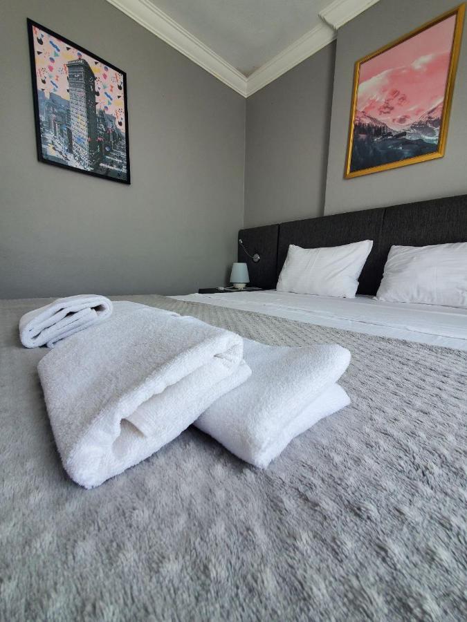 5 Mins To Airport Private Villa Room Stambuł Zewnętrze zdjęcie